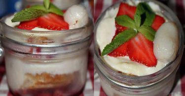 Fraises et litchis façon tiramisu très doux