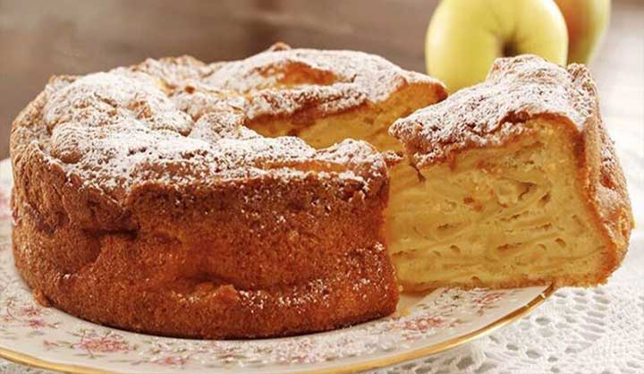 Gâteau invisible aux pommes de Cyril Lignac