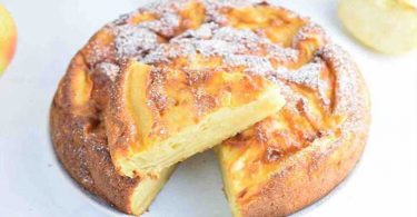 Gâteau aux pommes et au yaourt grec sans matière grasse