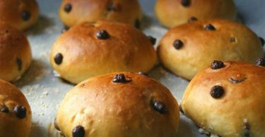 PETITES BRIOCHES AUX PÉPITES DE CHOCOLAT