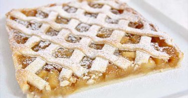 Tarte aux pommes caramélisées et à la cannelle