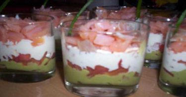 Verrine de saumon et sa crème d’avocat Pour Noël