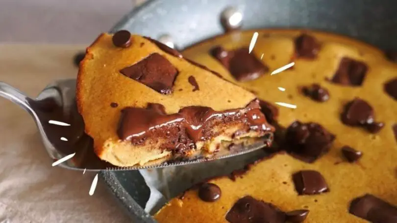 Gâteau cookie prêt en 5 minutes, savoureux