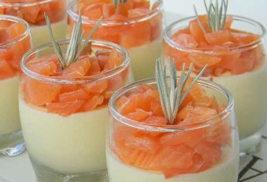 Mousse d’asperge au saumon fumé délicieuse