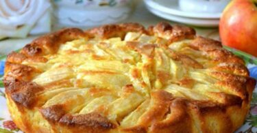 Gâteau aux pommes sans sucre et sans beurre