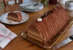 Bûche façon Trianon au chocolat et croustillant noisette