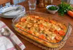 Poisson blanc aux crevettes et carottes, sauce crémeuse à l’estragon